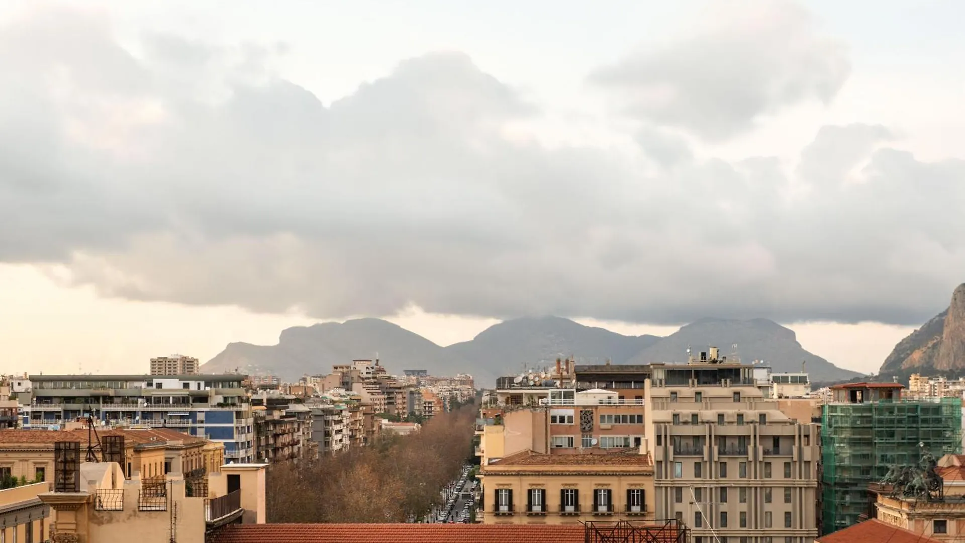 Ruggero City View Apartment By Wonderful Italy Palermo